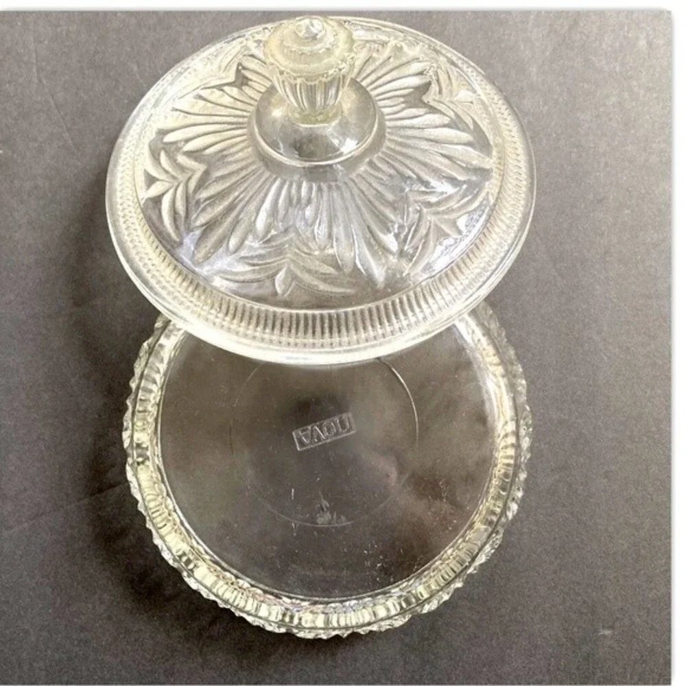 VINTAGE AVON BEAUTY DUST CRYSTALIQUE CONTAINER 1975 empty